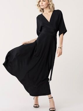 ★NWT Diane von Furstenberg Wrap Style Silk Dress Black Size S★